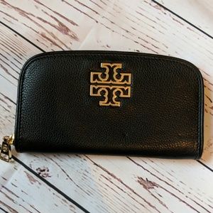 Tory Burch wallet